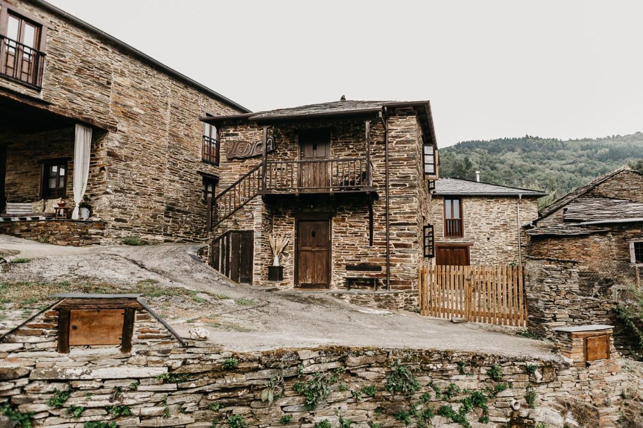 Gasthaus Casas De Outeiro Samos Exterior foto